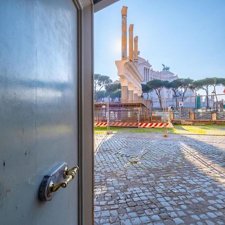 Elegant And Luxury Apartment @Altare Della Patria Рим Экстерьер фото